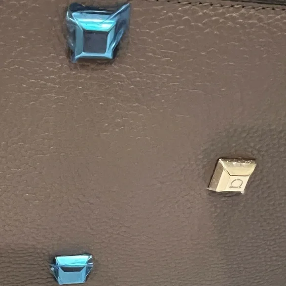 ⭐️NWT! Salvatore Ferragamo -The Studio Bag- Med/Org. Price $3,250 + tax - Picture 10 of 16